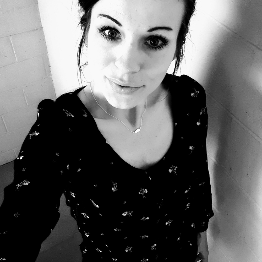 Meet your Posher, Casey